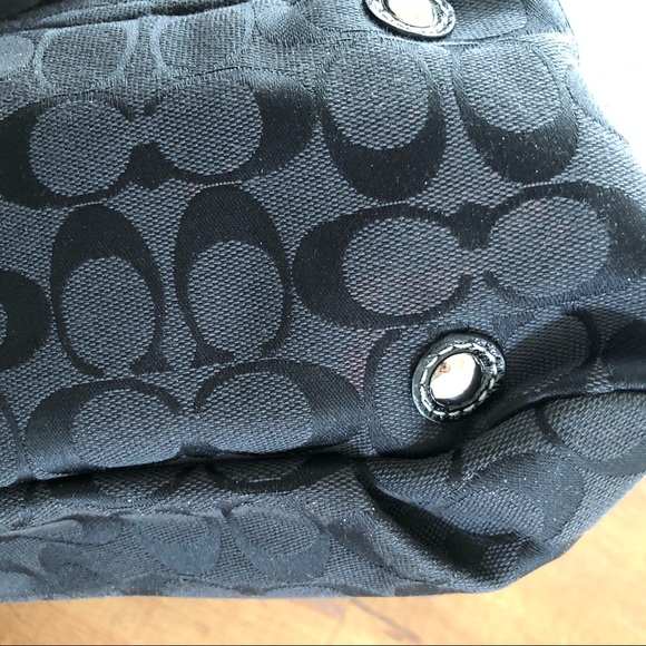 Coach shoulder bag in black signature logo - Picture 8 of 8